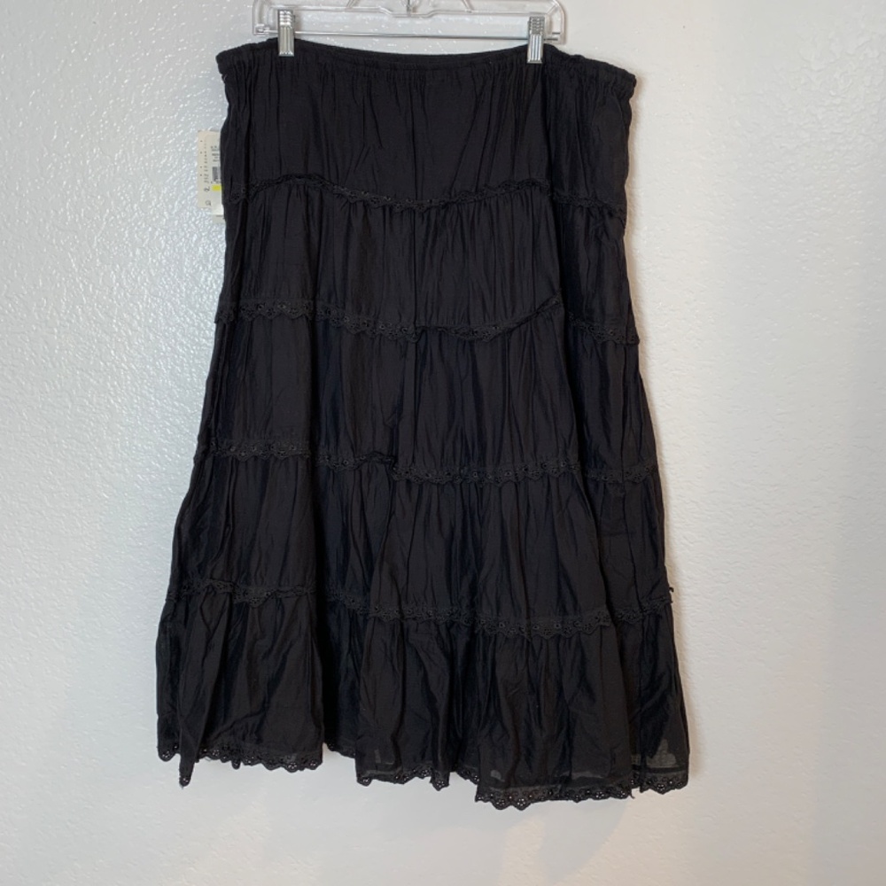 Uniform John Paul Richard Black Midi Skirt Medium NEW Tiered Embroidered Floral - Picture 10 of 15